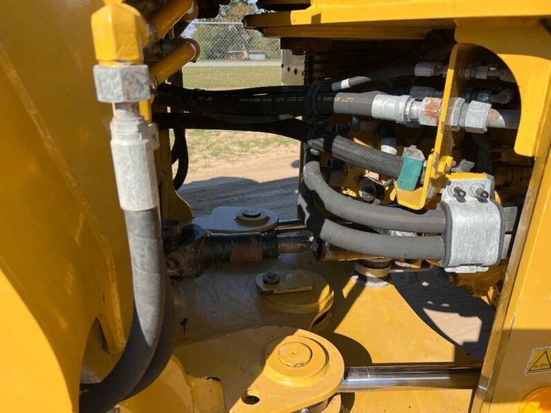 
								2016 Caterpillar 930M full									