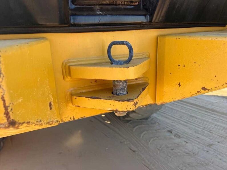 
								2016 Caterpillar 930M full									