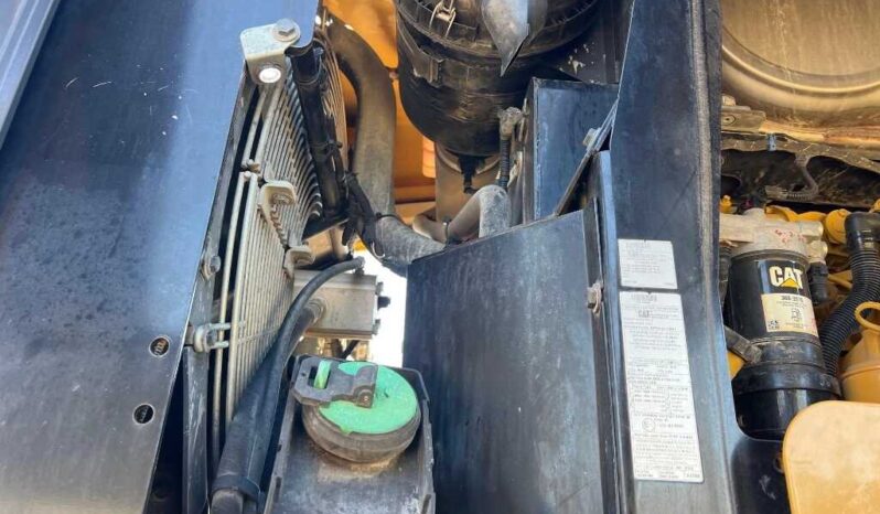 
								2016 Caterpillar 930M full									