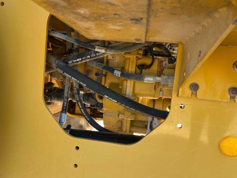 
								2016 Caterpillar 930M full									