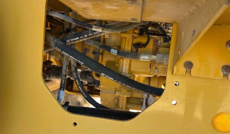 
								2016 Caterpillar 930M full									