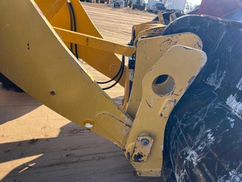 
								2016 Caterpillar 930M full									