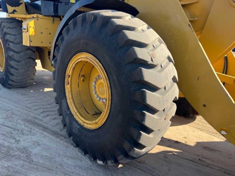 
								2016 Caterpillar 930M full									