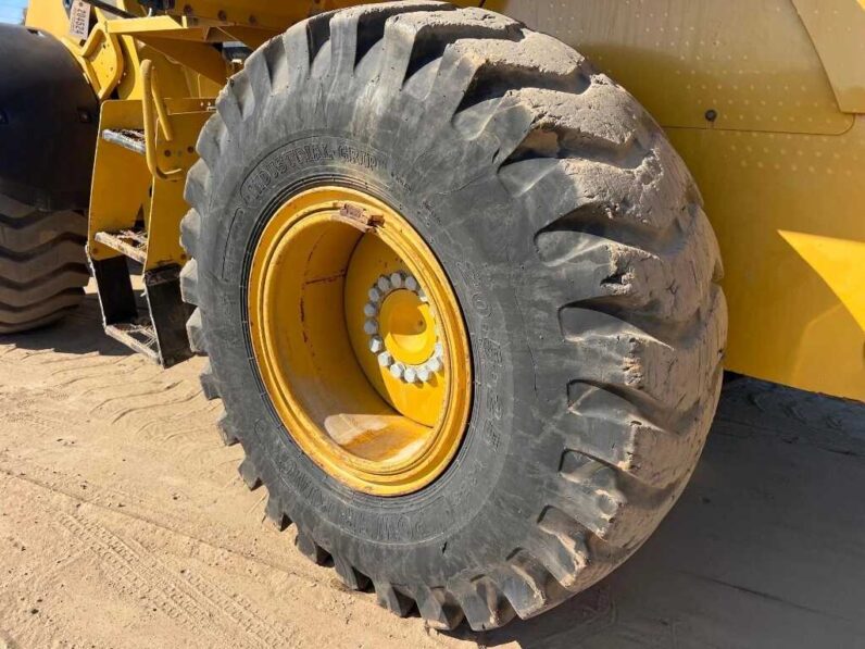 
								2016 Caterpillar 930M full									