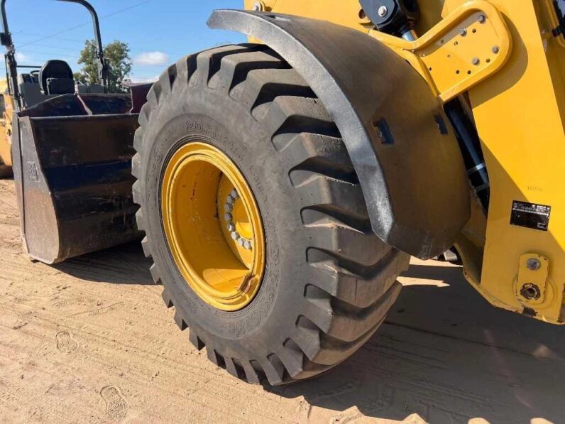 
								2016 Caterpillar 930M full									