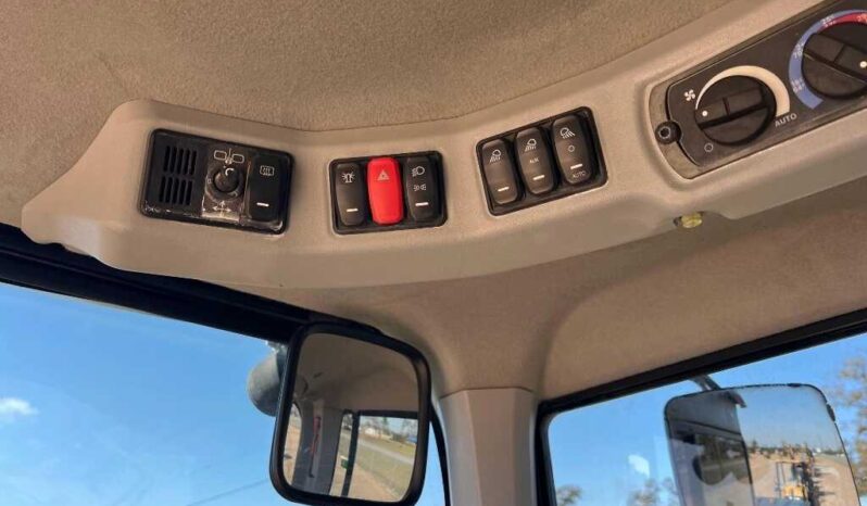 
								2016 Caterpillar 930M full									