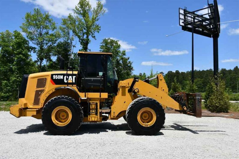 
								2017 Caterpillar 950M full									
