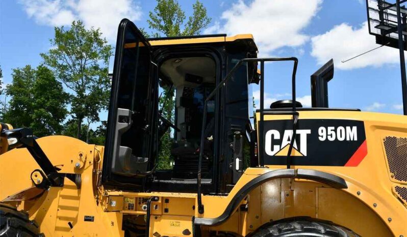
								2017 Caterpillar 950M full									