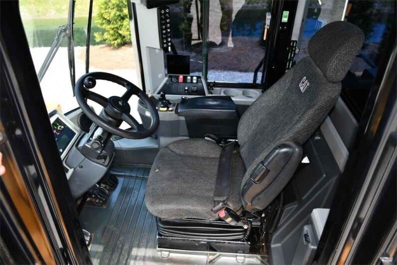 
								2017 Caterpillar 950M full									