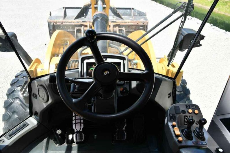 
								2017 Caterpillar 950M full									