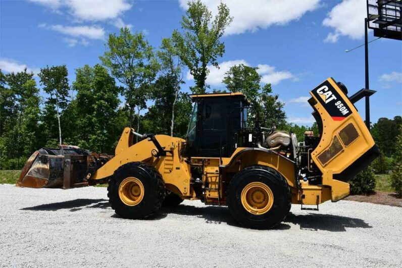 
								2017 Caterpillar 950M full									
