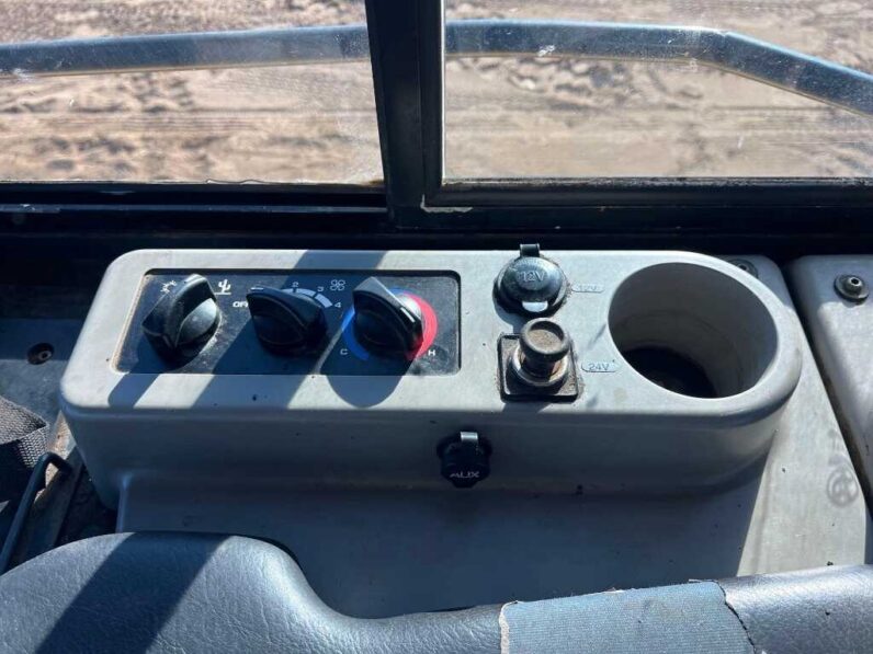 
								2017 Komatsu D39PX-24 full									