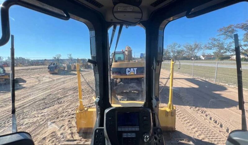 
								2017 Komatsu D39PX-24 full									