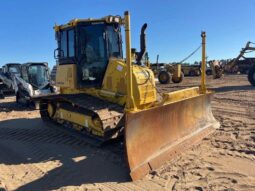 2017 Komatsu D39PX-24