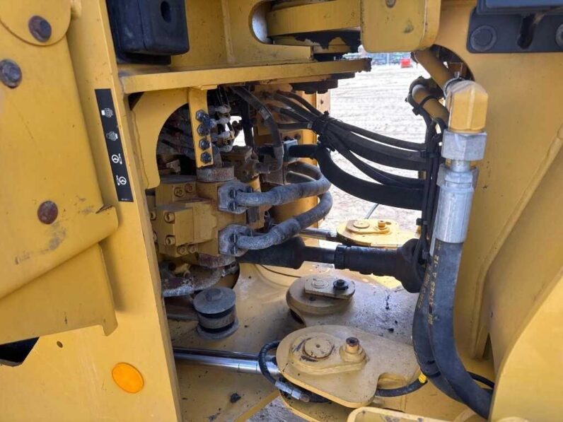 
								2018 Caterpillar 930M full									