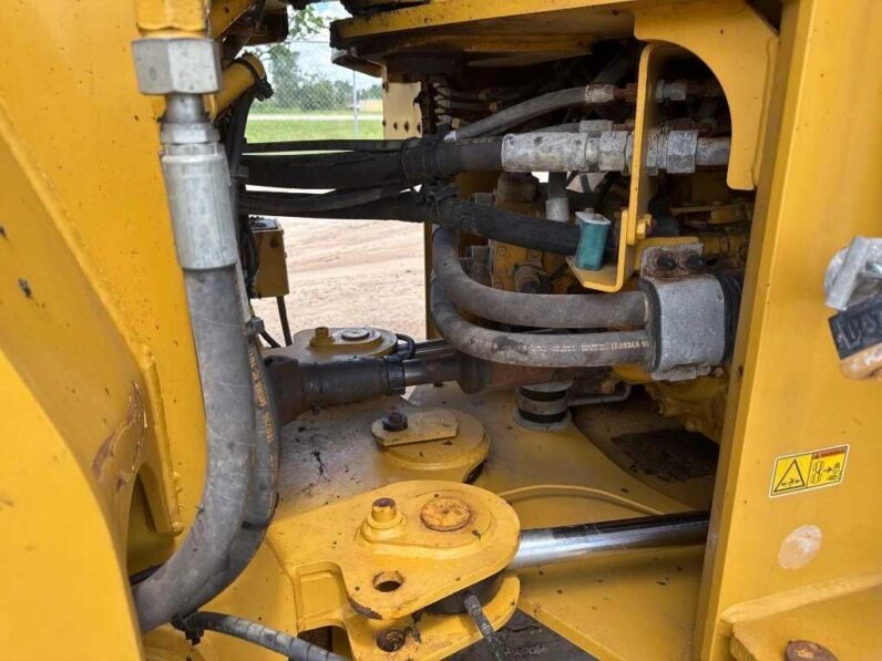 
								2018 Caterpillar 930M full									