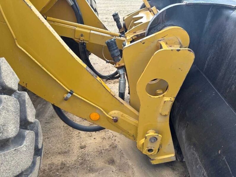 
								2018 Caterpillar 930M full									