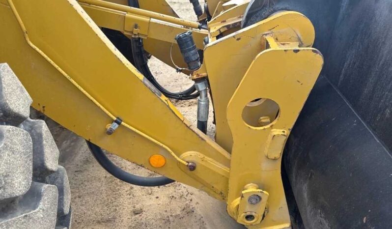 
								2018 Caterpillar 930M full									