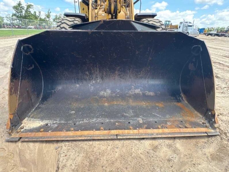 
								2018 Caterpillar 930M full									