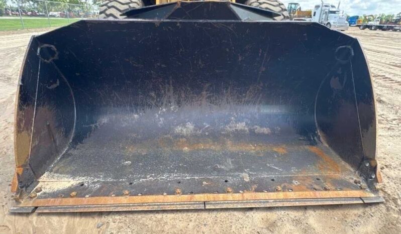 
								2018 Caterpillar 930M full									