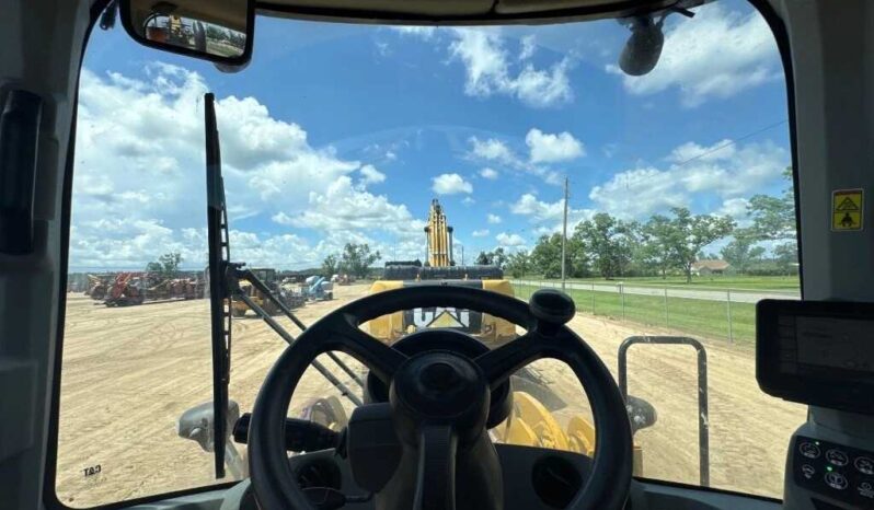 
								2018 Caterpillar 930M full									