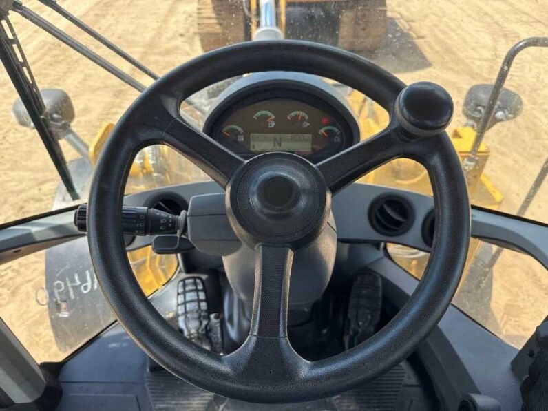 
								2018 Caterpillar 930M full									