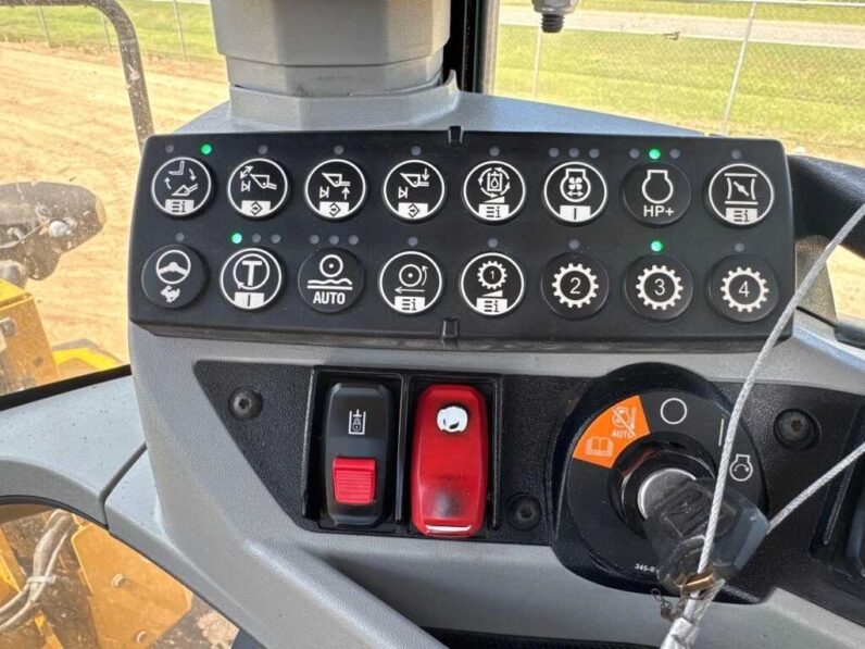 
								2018 Caterpillar 930M full									