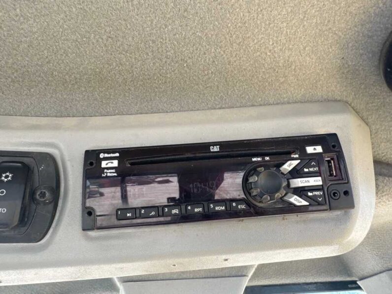 
								2018 Caterpillar 930M full									