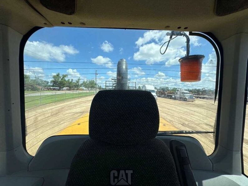 
								2018 Caterpillar 930M full									