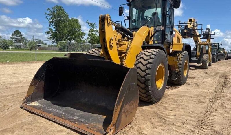 
								2018 Caterpillar 930M full									