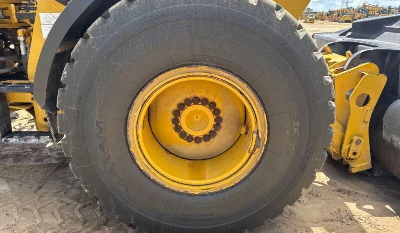 
								2018 Caterpillar 930M full									