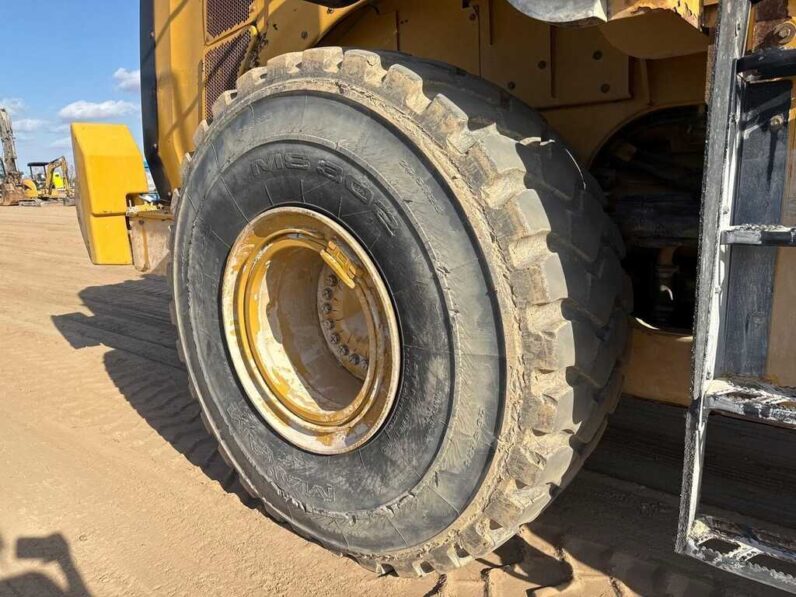 
								2019 Caterpillar 972M full									