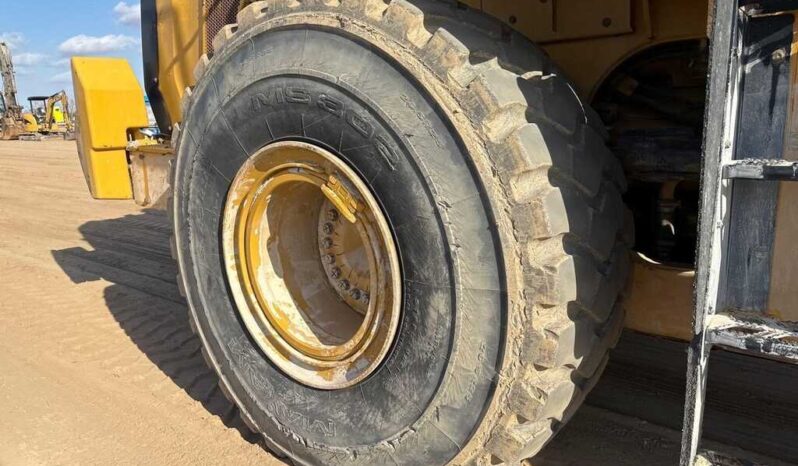 
								2019 Caterpillar 972M full									