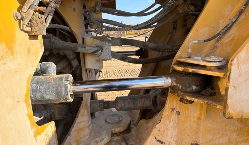 
								2019 Caterpillar 972M full									