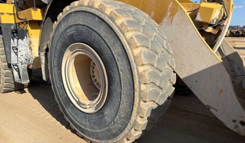 
								2019 Caterpillar 972M full									