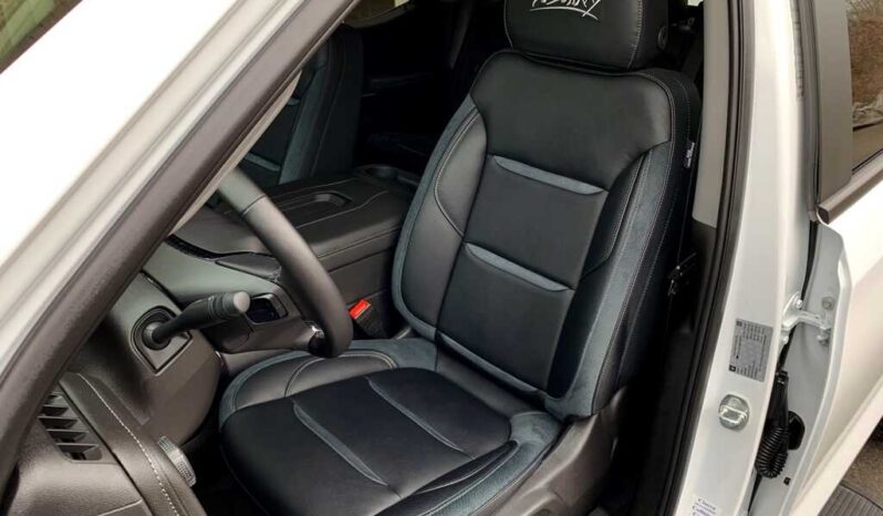 
								2019 Chevrolet Silverado 1500 RST full									