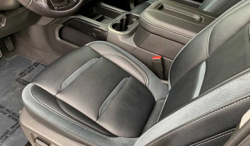 
								2019 Chevrolet Silverado 1500 RST full									