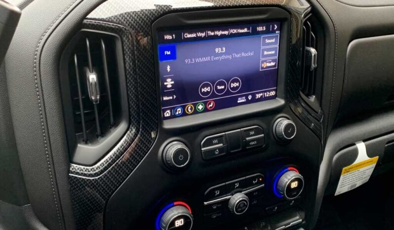 
								2019 Chevrolet Silverado 1500 RST full									