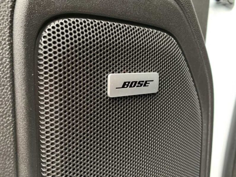 
								2019 Chevrolet Silverado 1500 RST full									