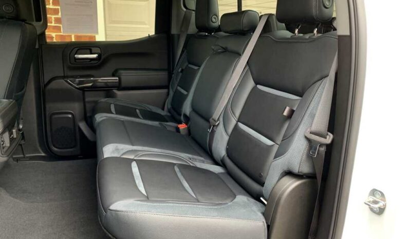 
								2019 Chevrolet Silverado 1500 RST full									