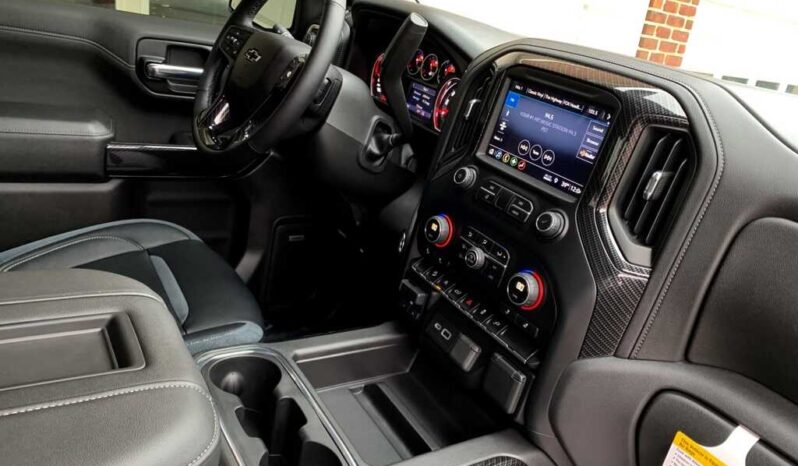 
								2019 Chevrolet Silverado 1500 RST full									