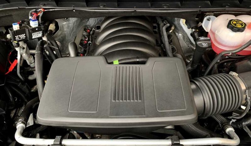 
								2019 Chevrolet Silverado 1500 RST full									