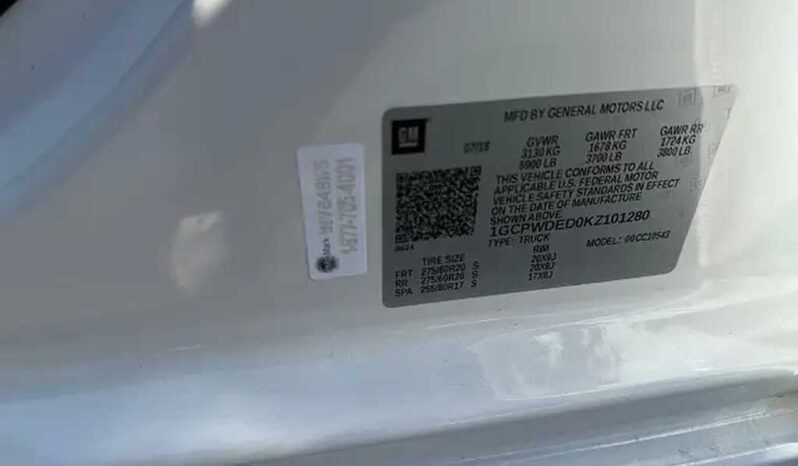 
								2019 Chevrolet Silverado 1500 RST full									