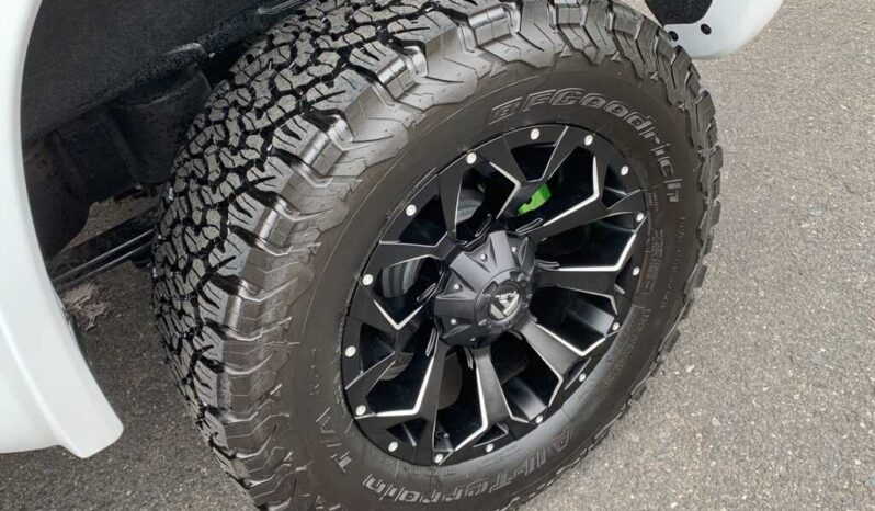 
								2019 Chevrolet Silverado 1500 RST full									