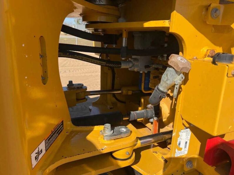 
								2019 John Deere 544L full									