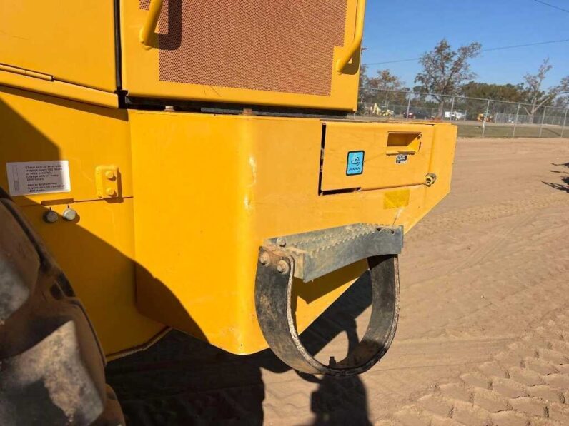 
								2019 John Deere 544L full									