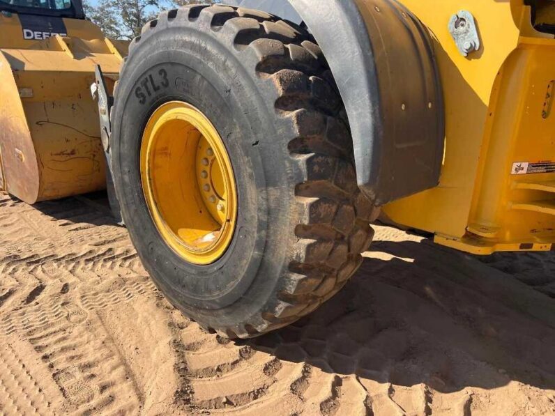 
								2019 John Deere 544L full									