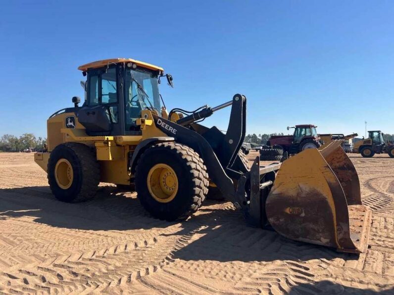 
								2019 John Deere 544L full									