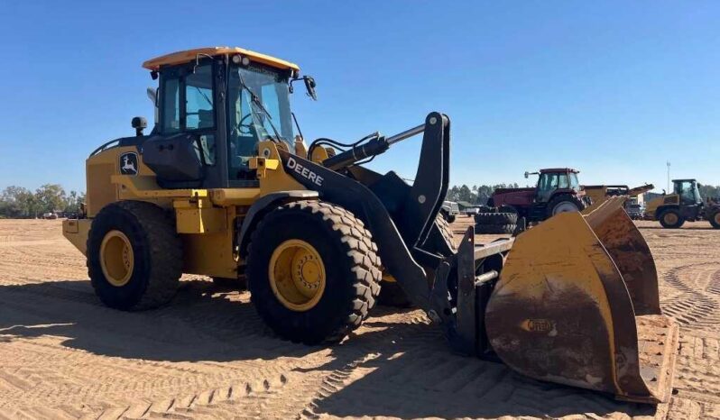 
								2019 John Deere 544L full									