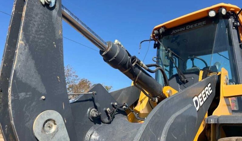 
								2019 John Deere 544L full									